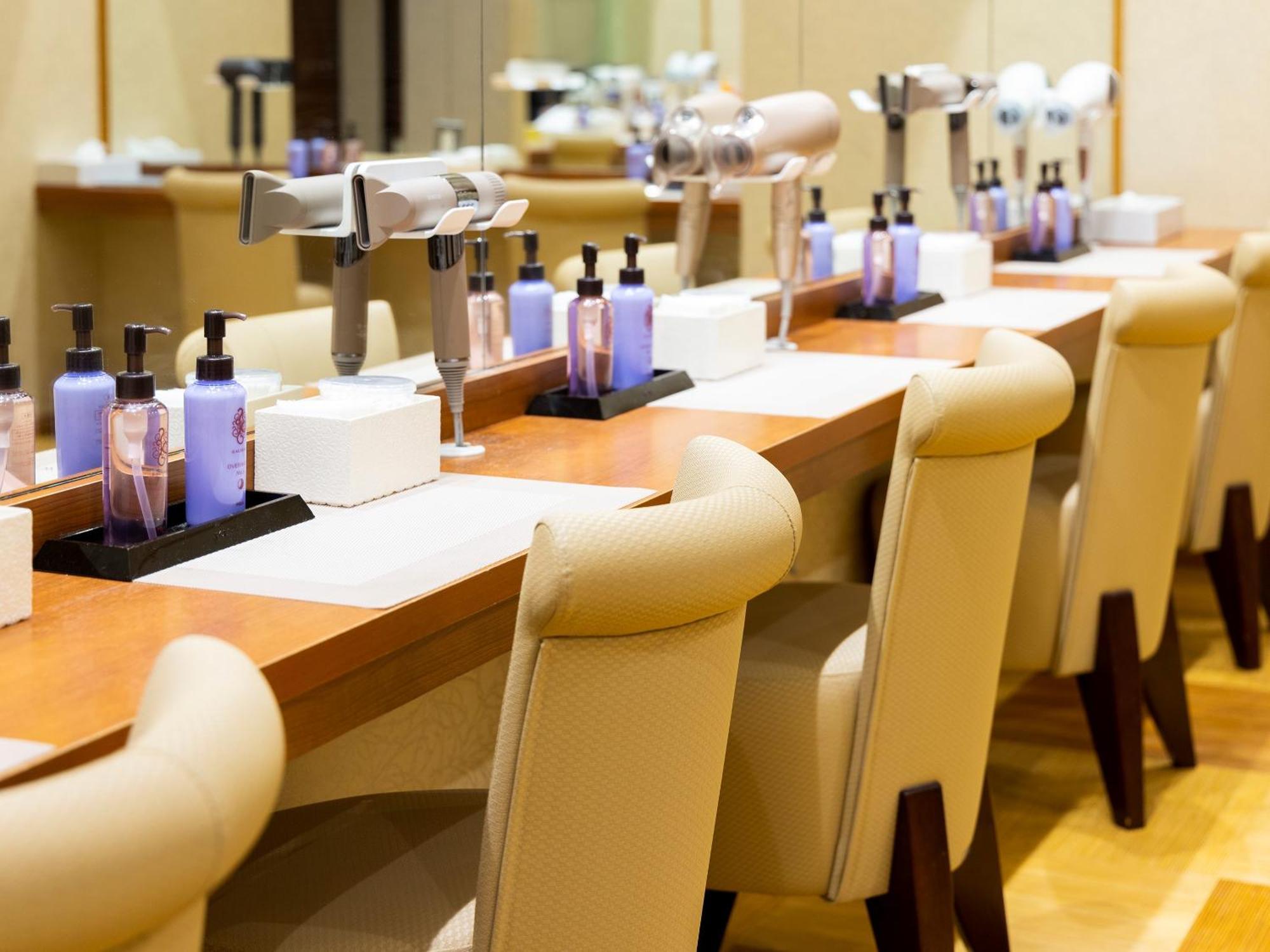 Hotel Wbf Grande Aszahikava Kültér fotó